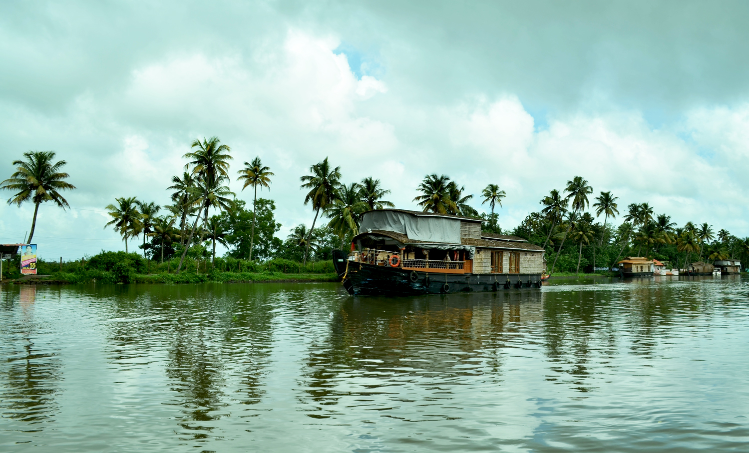 Day Trip to Allleppey with Houseboat Day Cruise – Cochin